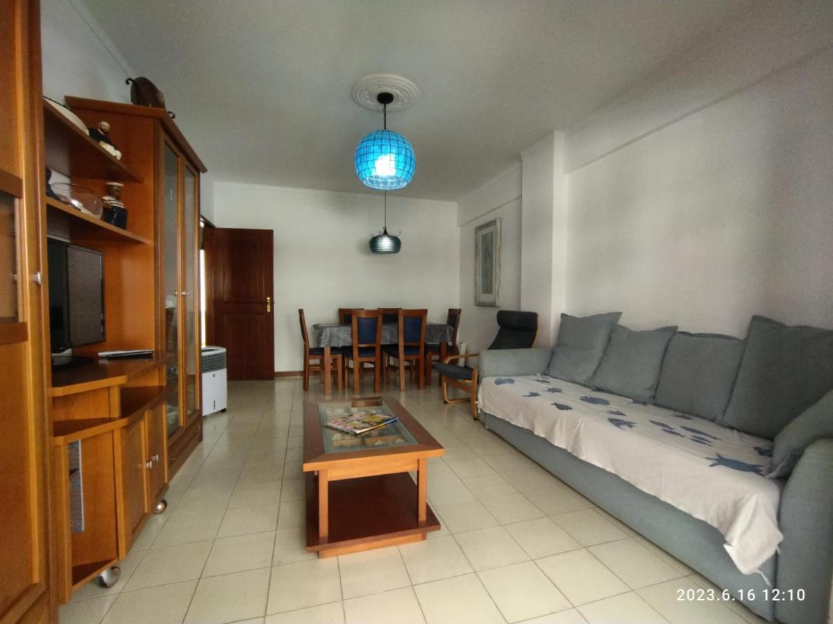 Cozy Apartment In Quarteira Exteriör bild