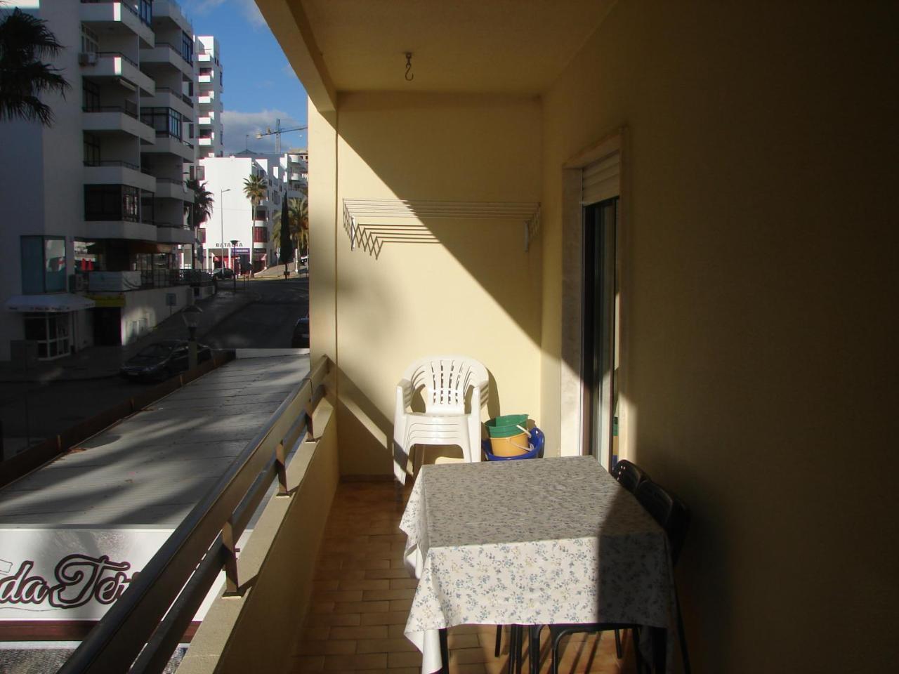 Cozy Apartment In Quarteira Exteriör bild